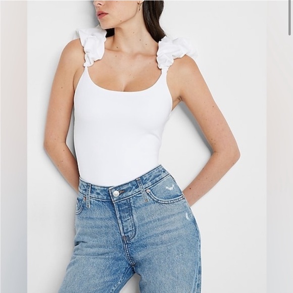 NWOT Express Scoop Neck Puff Strap Thong Bodysuit- XS size - Picture 4 of 14